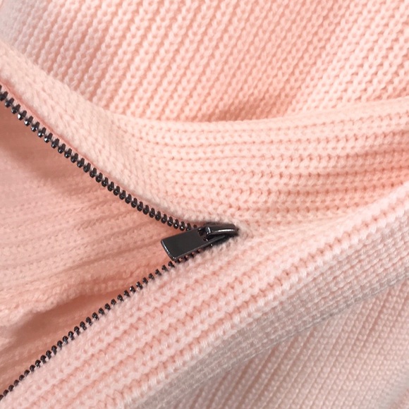 Bar III Wool Blend Ling Sleeve Choker. M - Picture 4 of 6